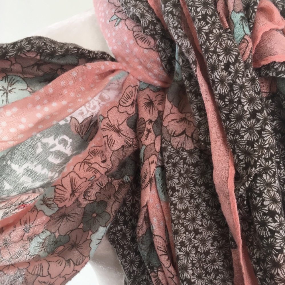 Spring Floral Scarf - Picture 3 of 4